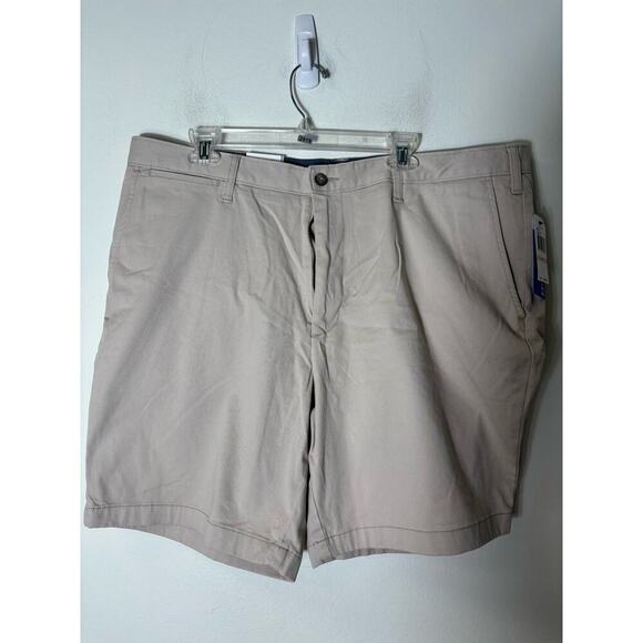 NWT Mens Nautica Khaki Deck Shorts Sz 38"x8.5" Inseam - Picture 1 of 3
